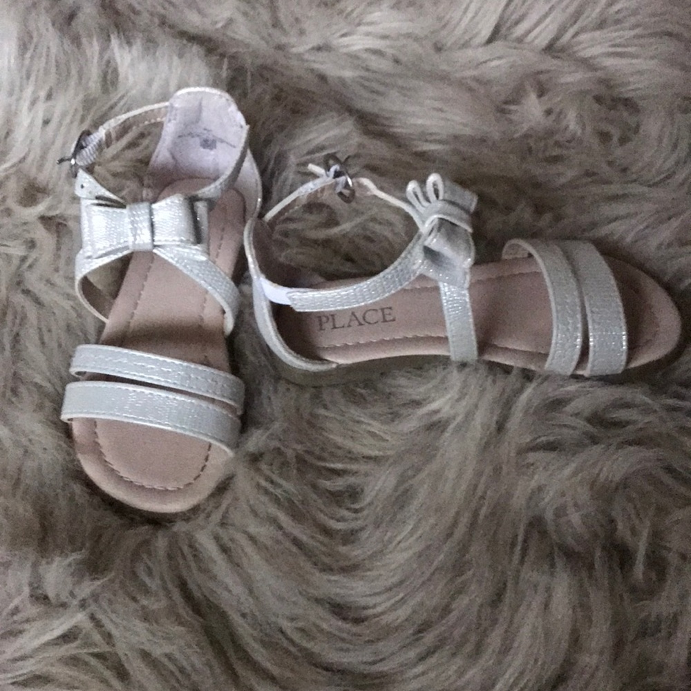 Size 7 toddler sandals worn once